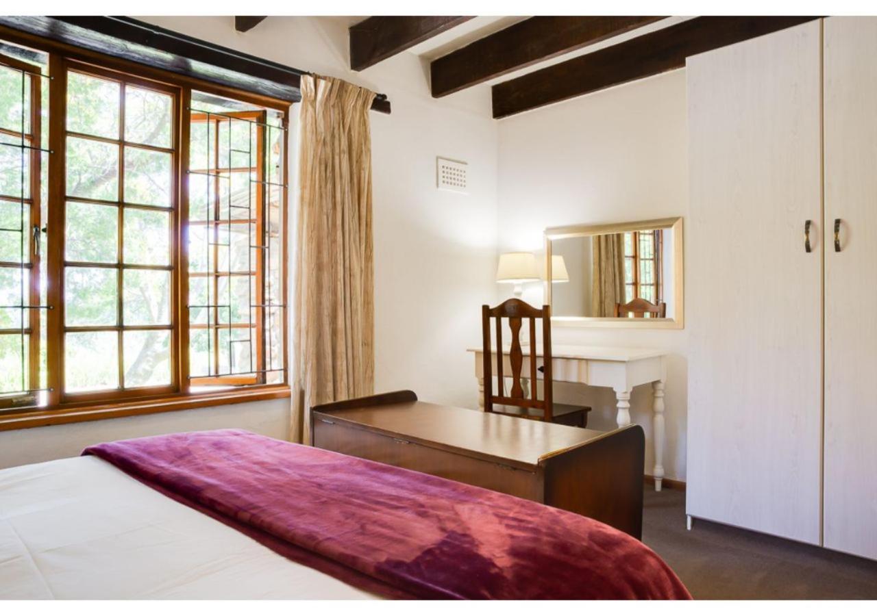 Houtkapperspoort Country Cottages ケープタウン エクステリア 写真